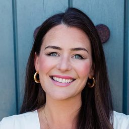 Julia Moore
