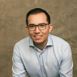 Josué López