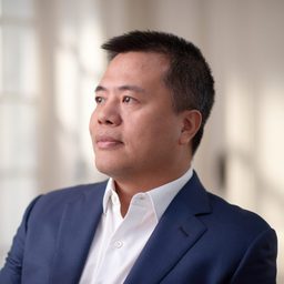 Tianqiao Chen