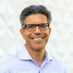 Gil Elbaz