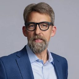 J. Seth Strattan